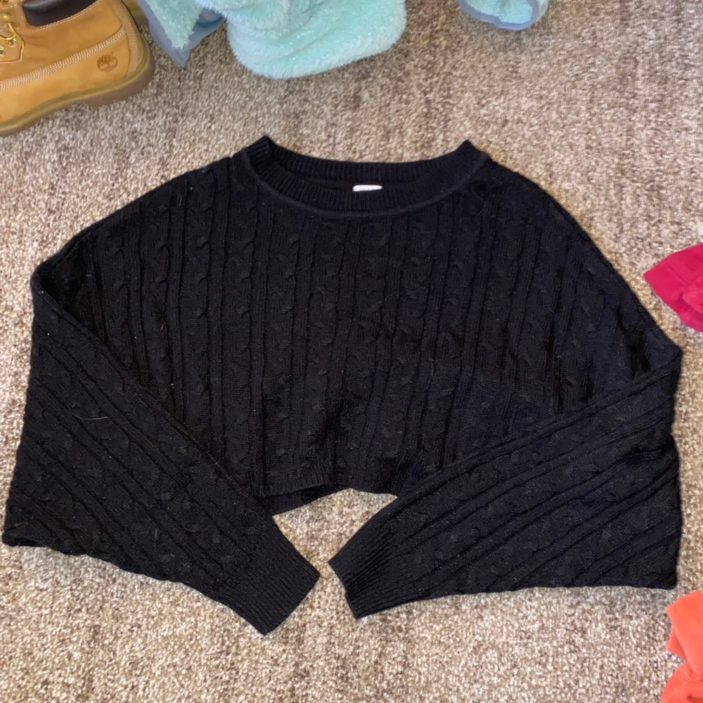 Oversized, Cropped Sweater